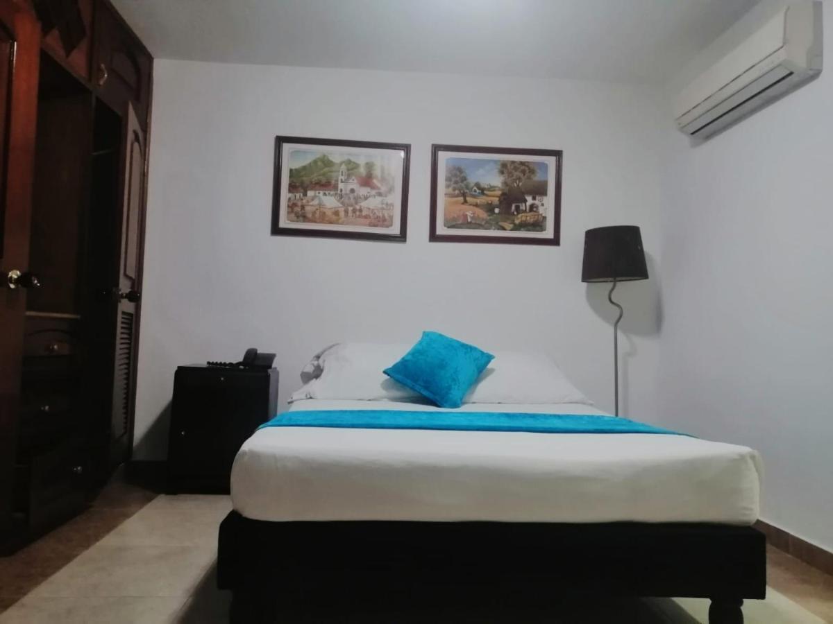 Gran Hotel Cali Bagian luar foto