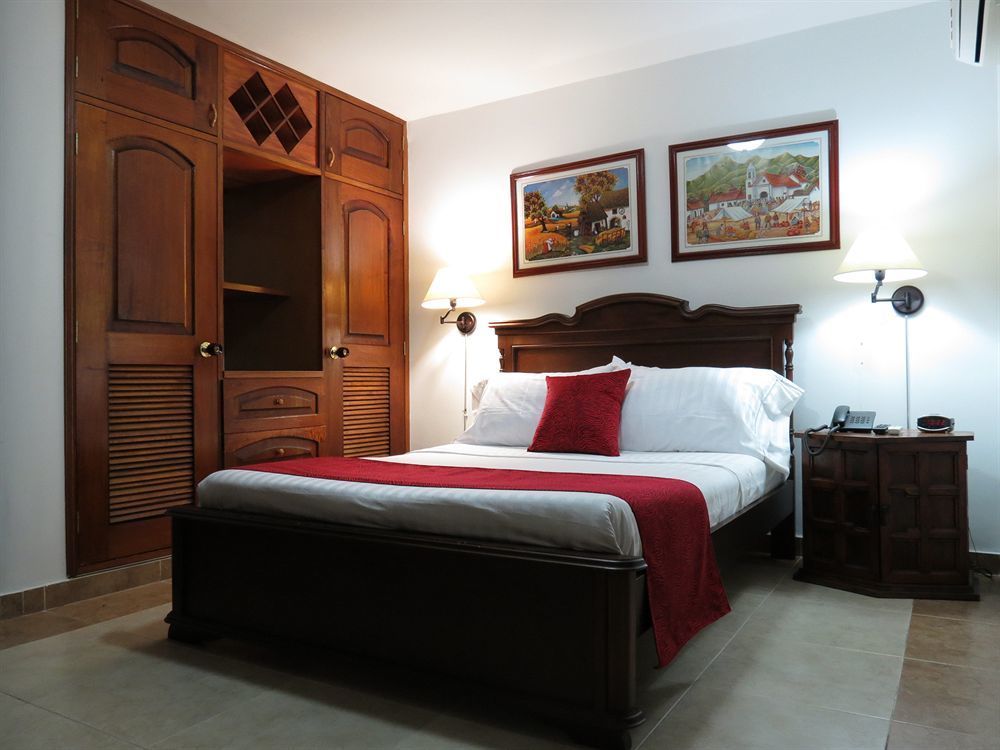 Gran Hotel Cali Bagian luar foto